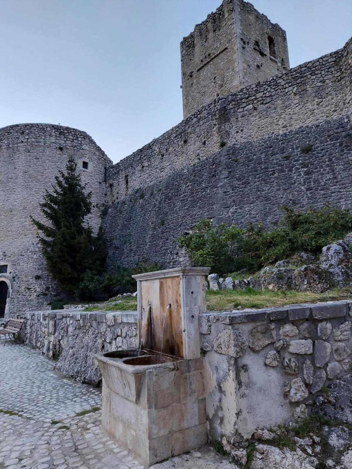 Apartamento La Fantesca Pettorano sul Gizio Exterior foto
